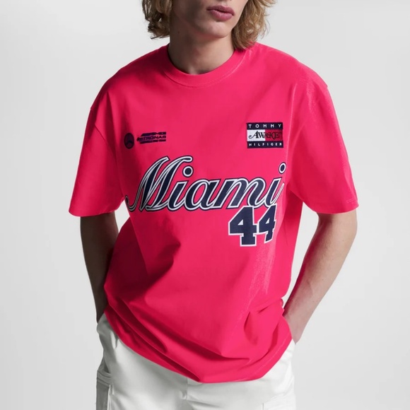 Tommy Hilfiger  x Mercedes-AMG F1 x Awake NY Tee Diva Pink - Picture 1 of 8